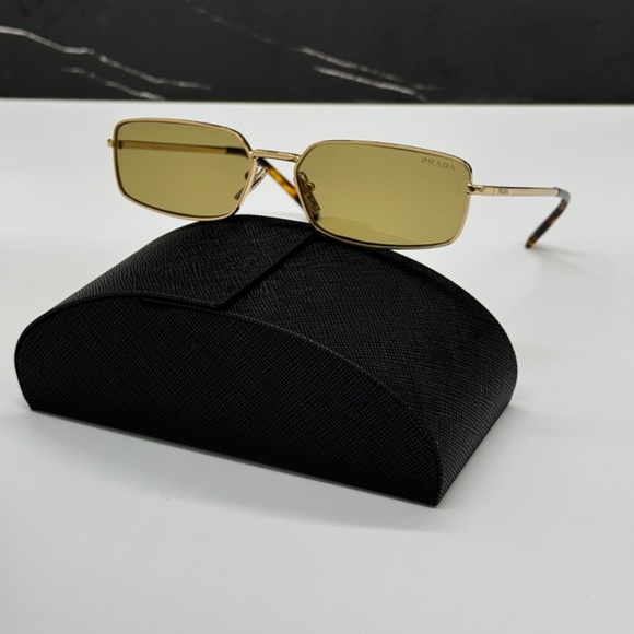 NEW PR A60S 5AK70G PRADA GOLD GREEN SQUARE SPR A60 5AK70G WOMEN SUNGLASSES - Picture 1 of 11